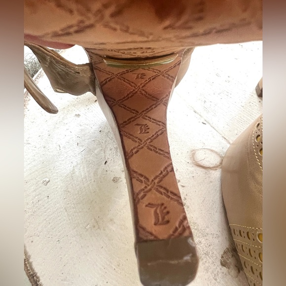 Vintage L.A.M.B Leather Buckle Heel Square Toe Two Tone Tan/yellow Size 6 - Picture 11 of 11